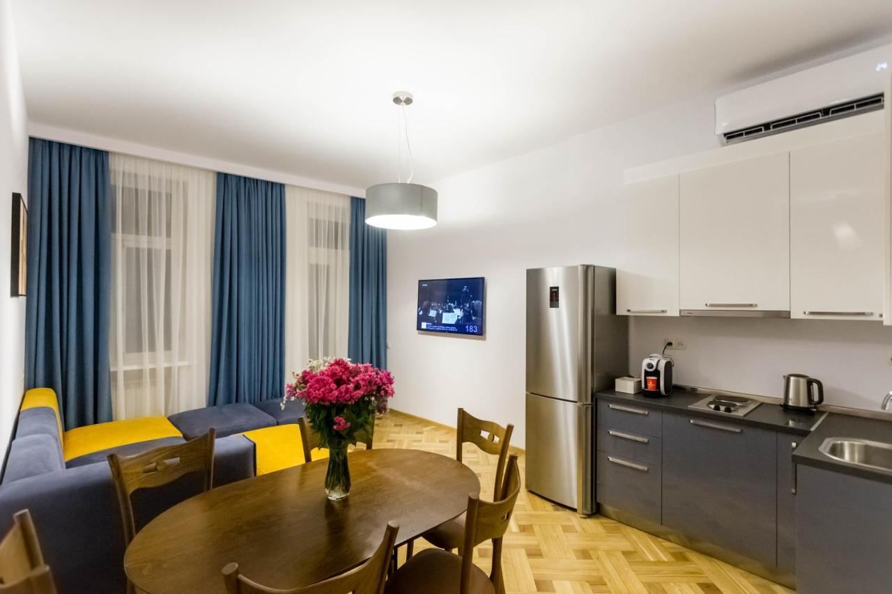 Luxury 3 Bedroom Apartment By Freedom Square City Center Tbilisi Zewnętrze zdjęcie