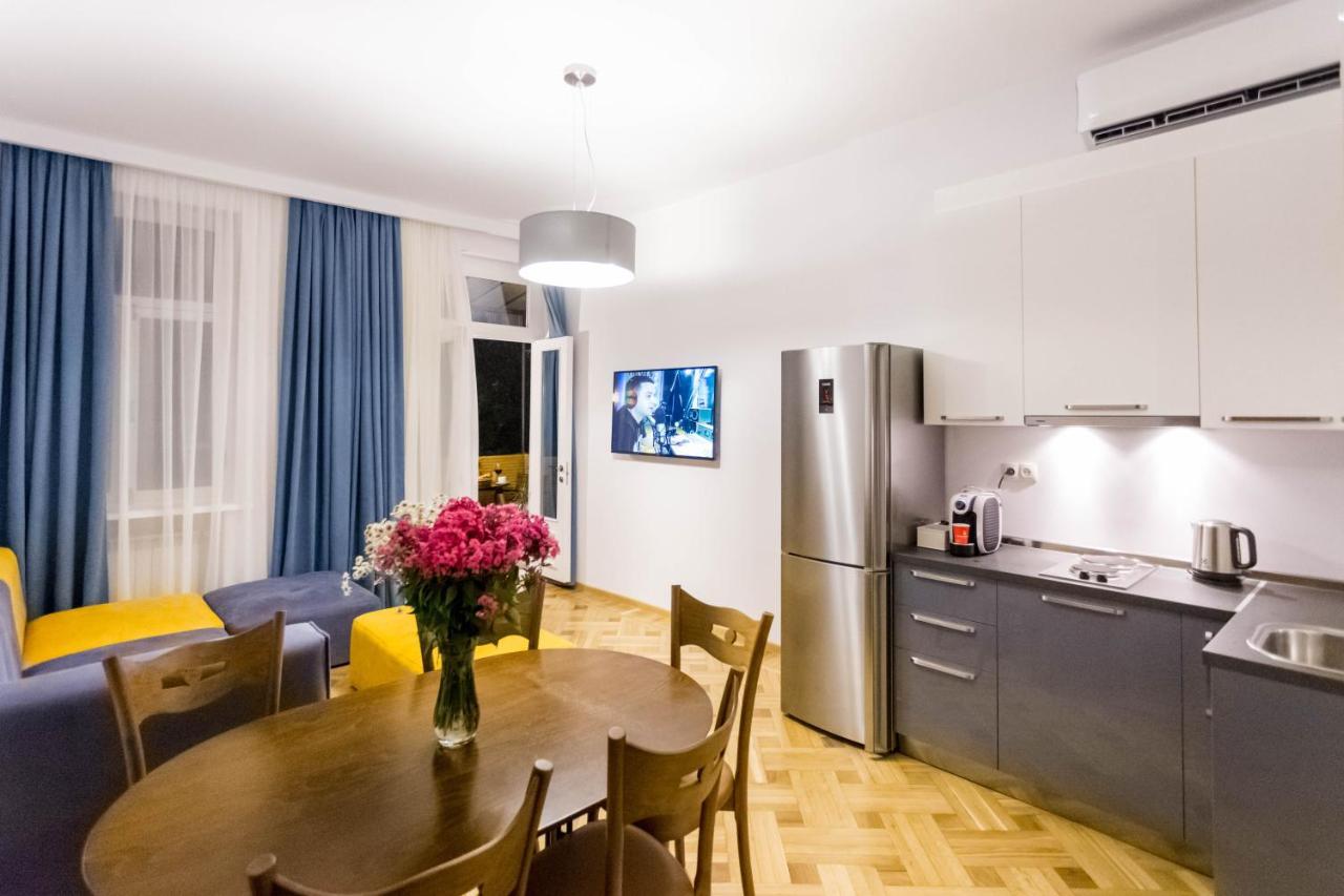 Luxury 3 Bedroom Apartment By Freedom Square City Center Tbilisi Zewnętrze zdjęcie