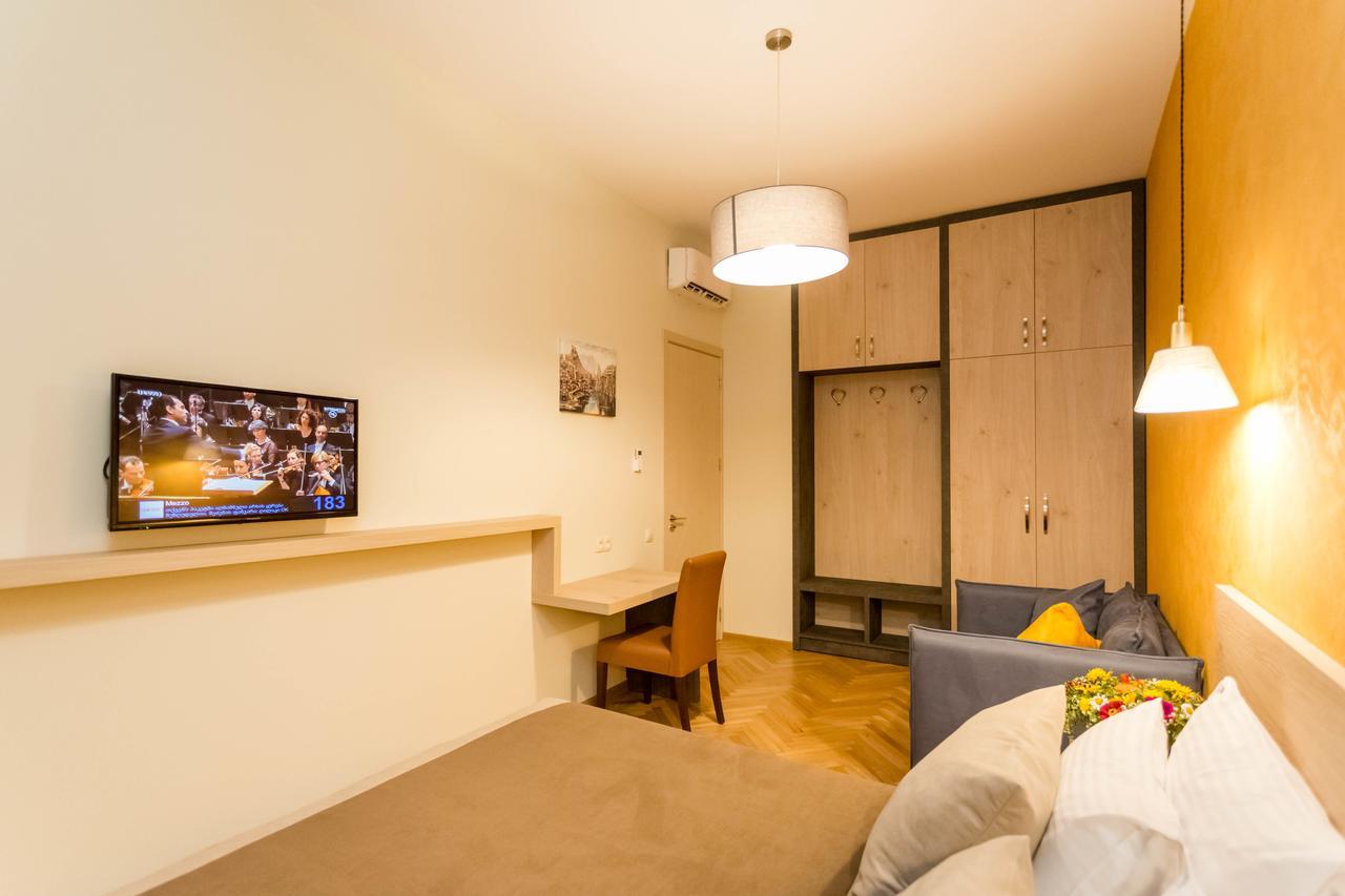 Luxury 3 Bedroom Apartment By Freedom Square City Center Tbilisi Zewnętrze zdjęcie