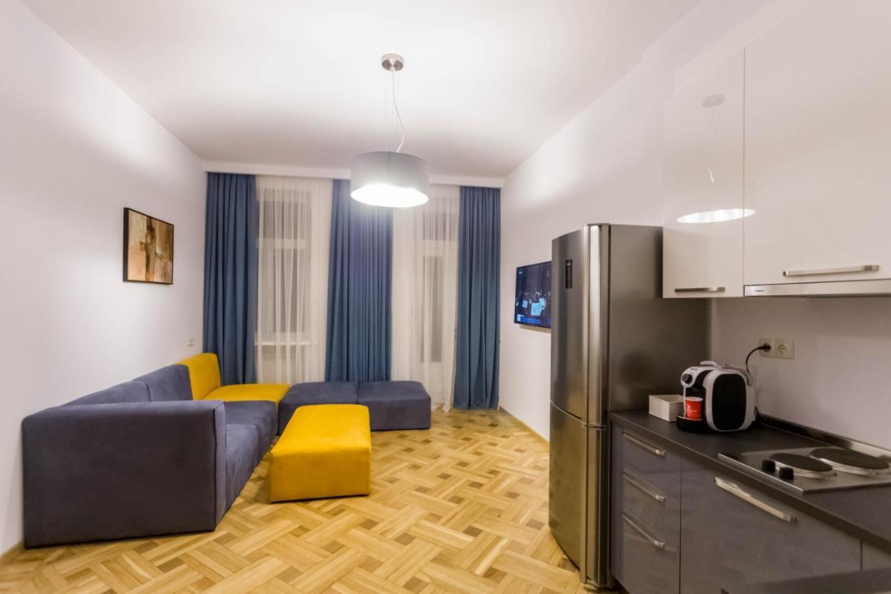 Luxury 3 Bedroom Apartment By Freedom Square City Center Tbilisi Zewnętrze zdjęcie