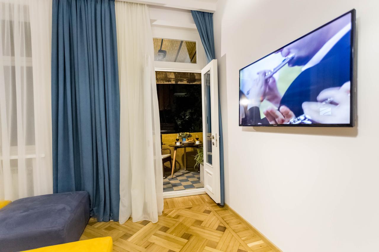 Luxury 3 Bedroom Apartment By Freedom Square City Center Tbilisi Zewnętrze zdjęcie