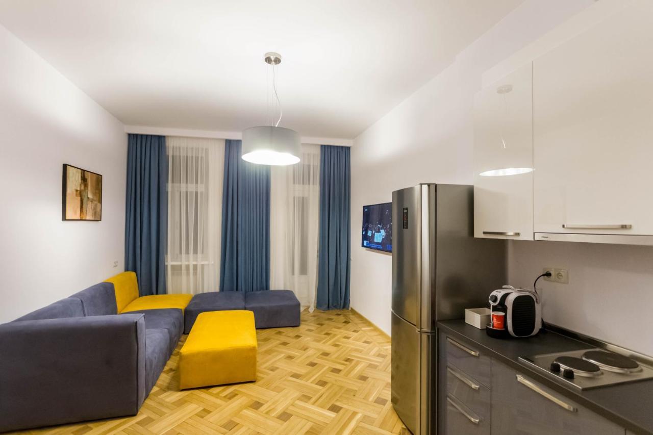Luxury 3 Bedroom Apartment By Freedom Square City Center Tbilisi Zewnętrze zdjęcie